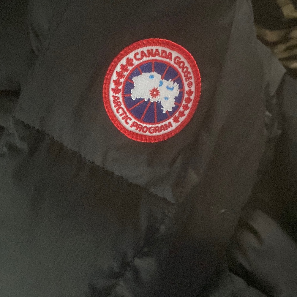 I have a XL Canada goose. I wore it 2.